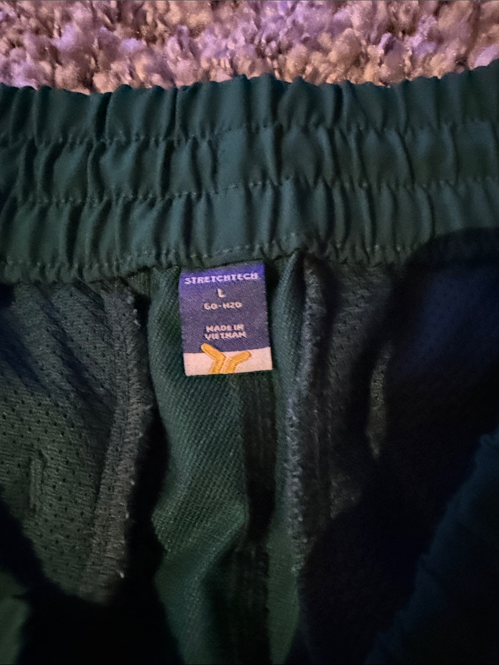 Old Navy Two-Tone Green Athletic Shorts - Picture 2 of 3